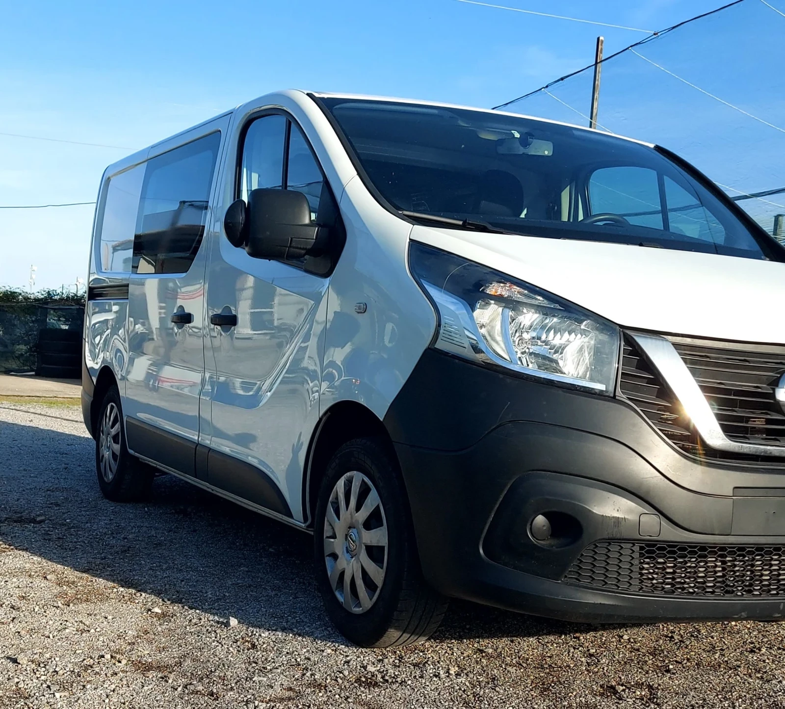 Nissan NV300 1.6-DCI/122кс/6 скорост/Теглич Климатик/2 Ключа , снимка 3 - Бусове и автобуси - 54671982