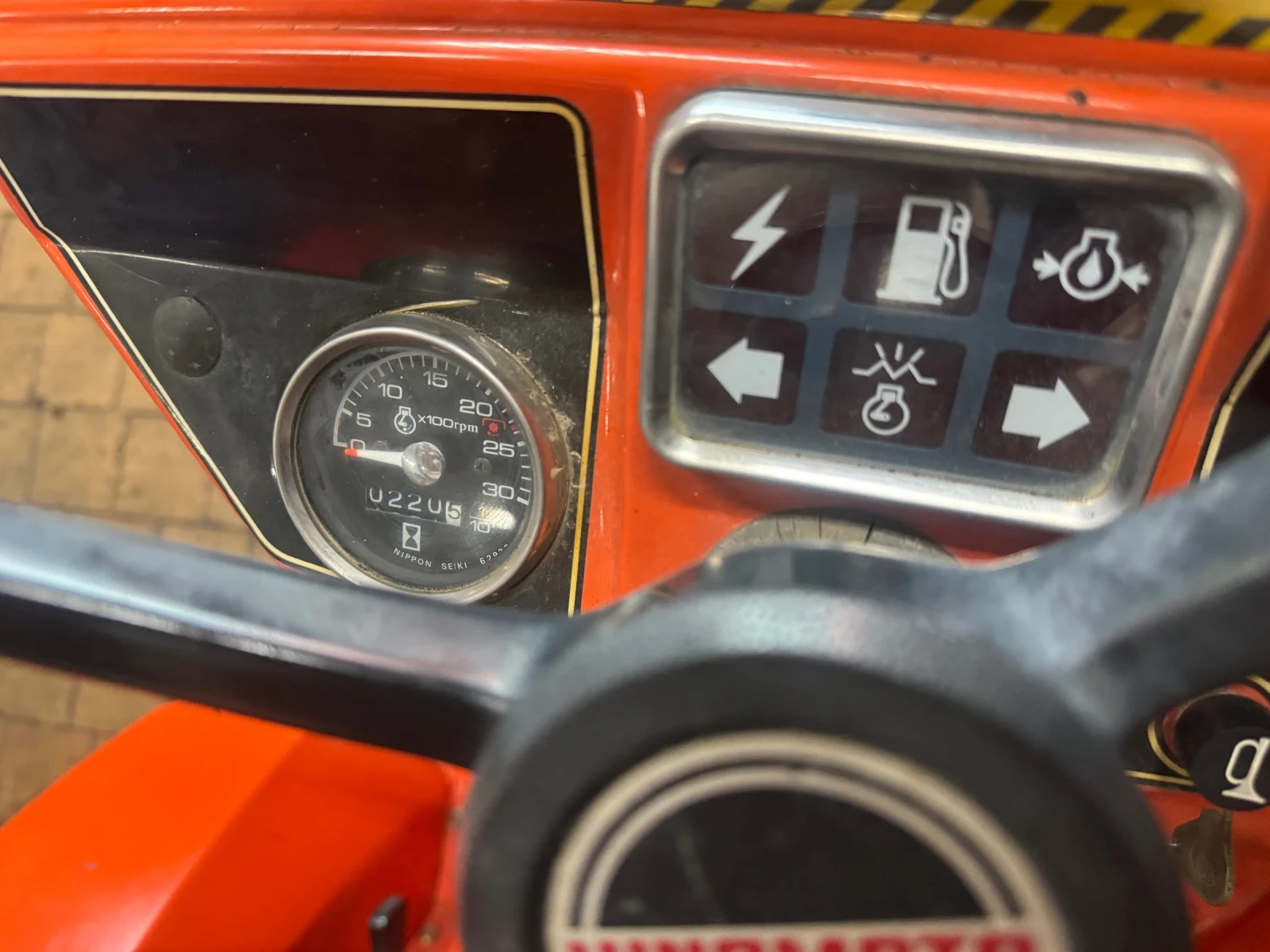 Трактор Hinomoto C174 - изображение 6