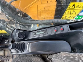 Багер Hyundai HX 220 L ЛИЗИНГ, снимка 13