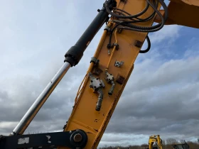 Багер Hyundai HX 220 L ЛИЗИНГ, снимка 10 - Индустриална техника - 52658984