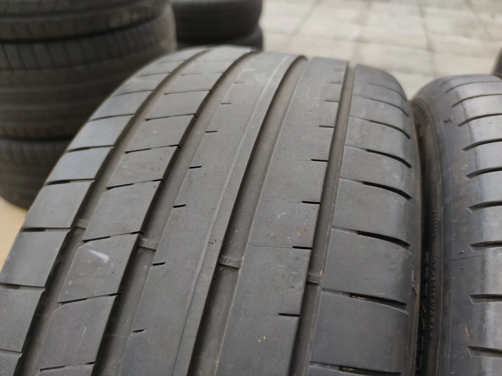  225/40R18 | Mobile.bg   3