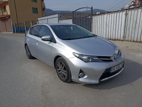 Toyota Auris 2.0d, снимка 3
