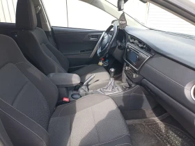 Toyota Auris 2.0d, снимка 10