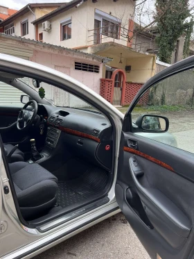 Toyota Avensis 2.0, снимка 4