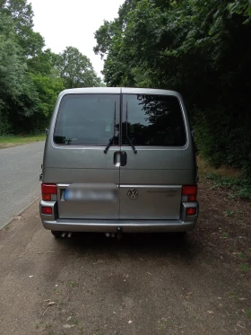 VW Multivan 2.5 TDI, снимка 2