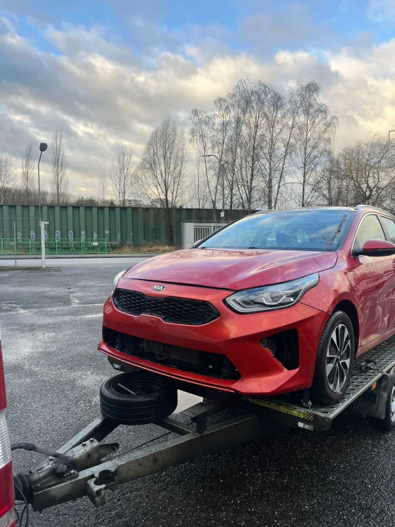 Kia Ceed, снимка 6 - Автомобили и джипове - 48899680