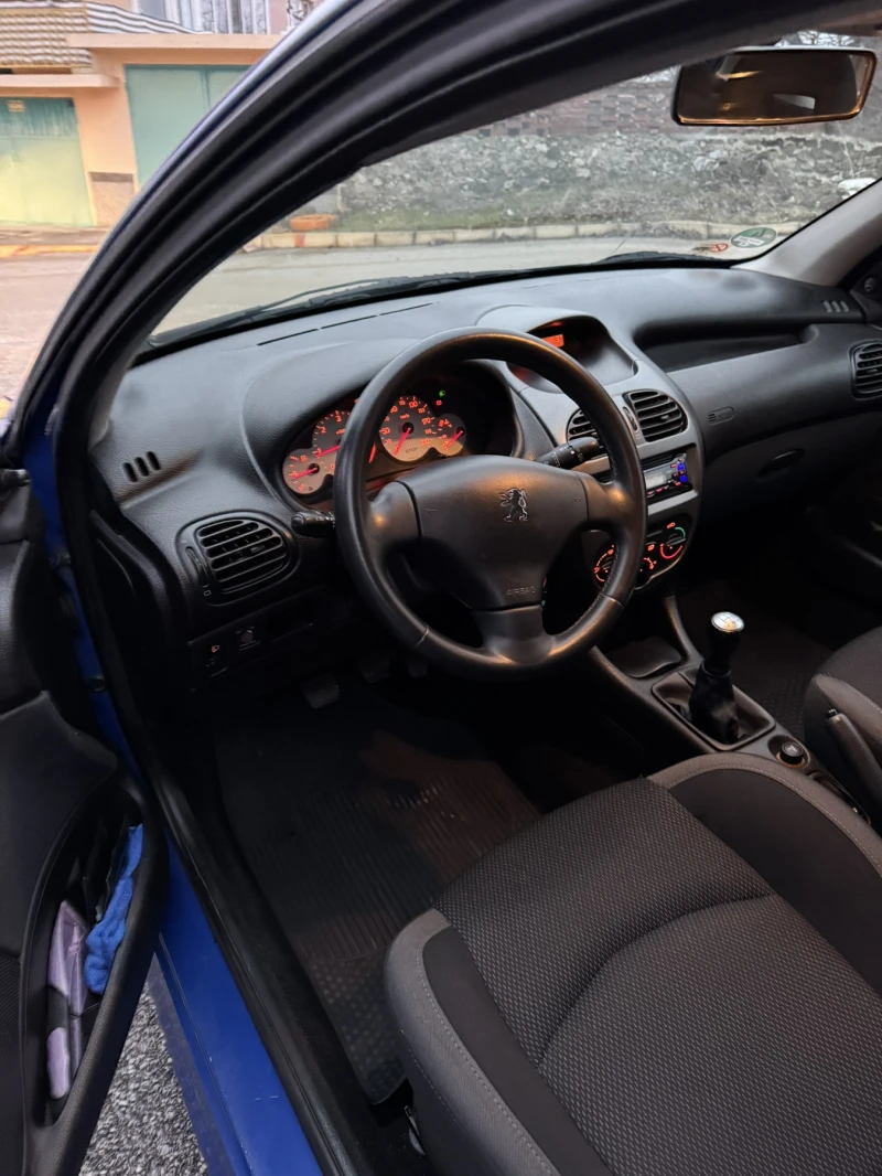 Peugeot 206 1.4 D, снимка 4 - Автомобили и джипове - 49298431