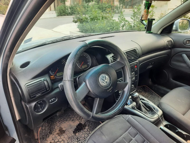 VW Passat 131 1.9тди, снимка 15 - Автомобили и джипове - 49510416