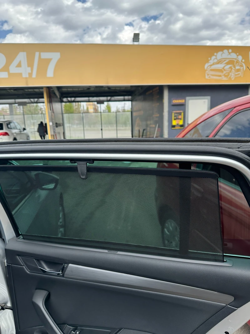 Skoda Superb TDI DSG 4X4, снимка 12 - Автомобили и джипове - 50782574