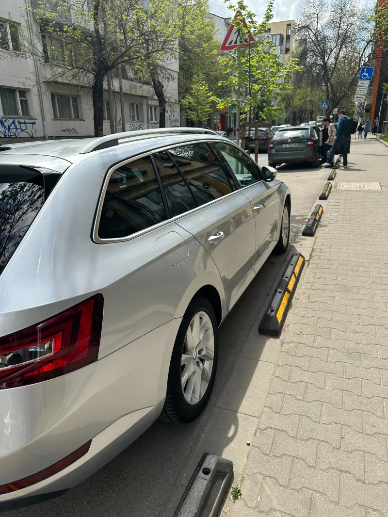 Skoda Superb TDI DSG 4X4, снимка 9 - Автомобили и джипове - 50782574