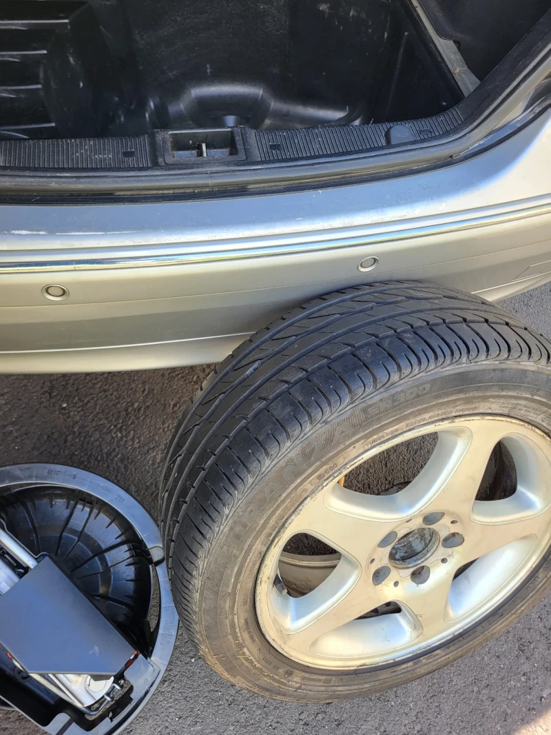 Mercedes-Benz C 220 CDI Avantgarde, снимка 17 - Автомобили и джипове - 51957132