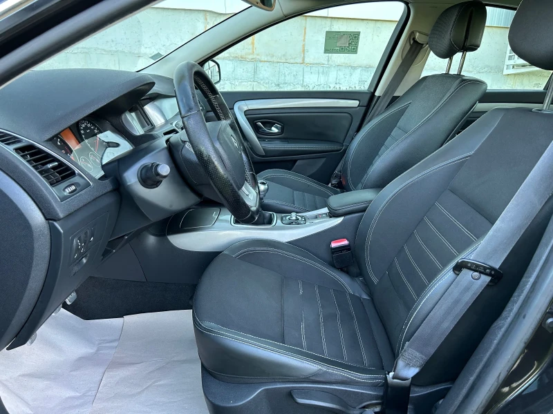 Renault Laguna 1.5DCi/FACELIFTE/110K.C./EURO 5/NAVi, снимка 9 - Автомобили и джипове - 50143173