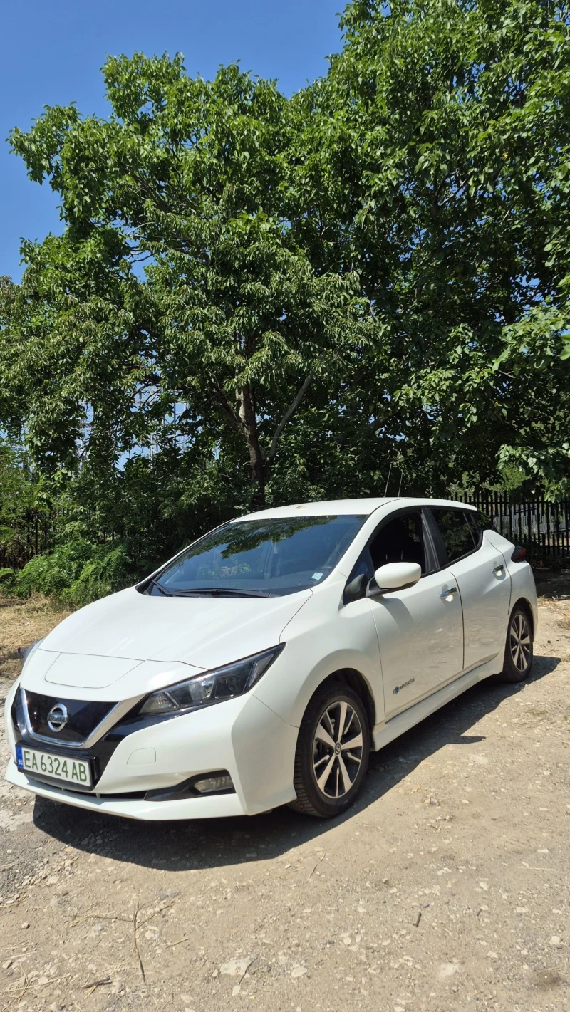 Nissan Leaf , снимка 4 - Автомобили и джипове - 51984665