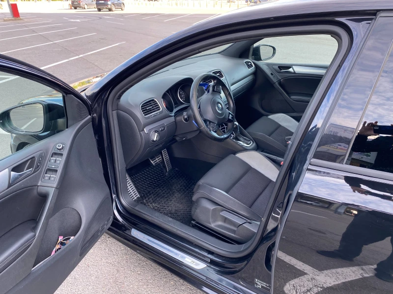 VW Golf R, снимка 8 - Автомобили и джипове - 52741340