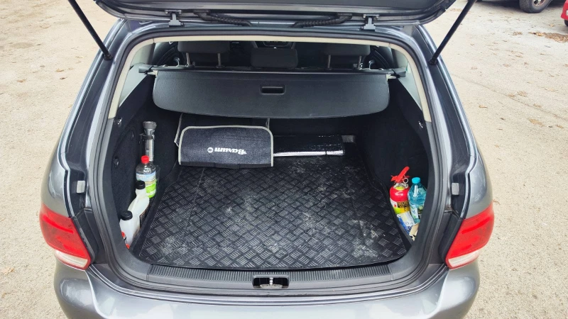 VW Golf Variant 1.9 TDI , снимка 7 - Автомобили и джипове - 52430296
