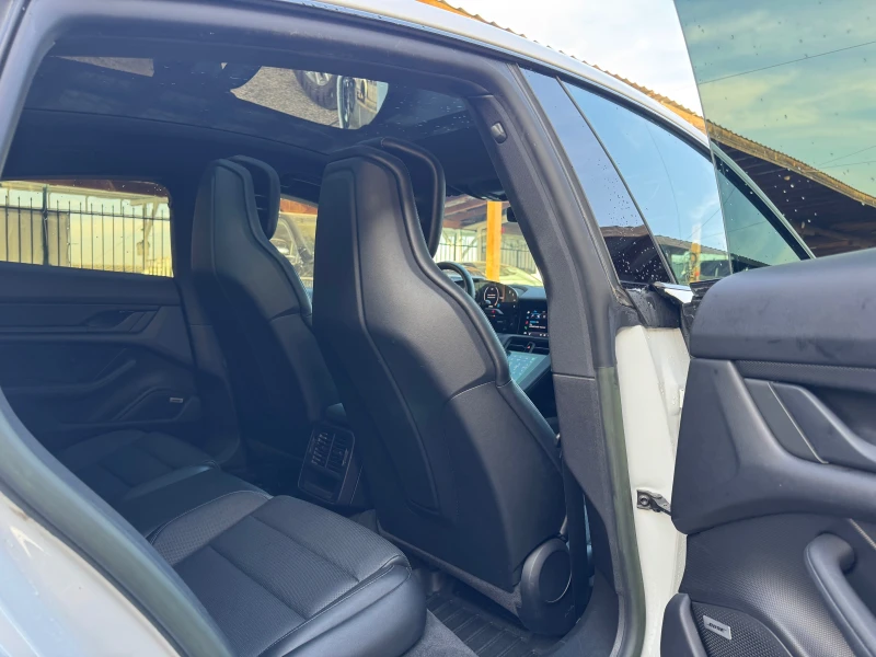 Porsche Taycan 4S 4X4 Удължена гаранция , снимка 11 - Автомобили и джипове - 52818131