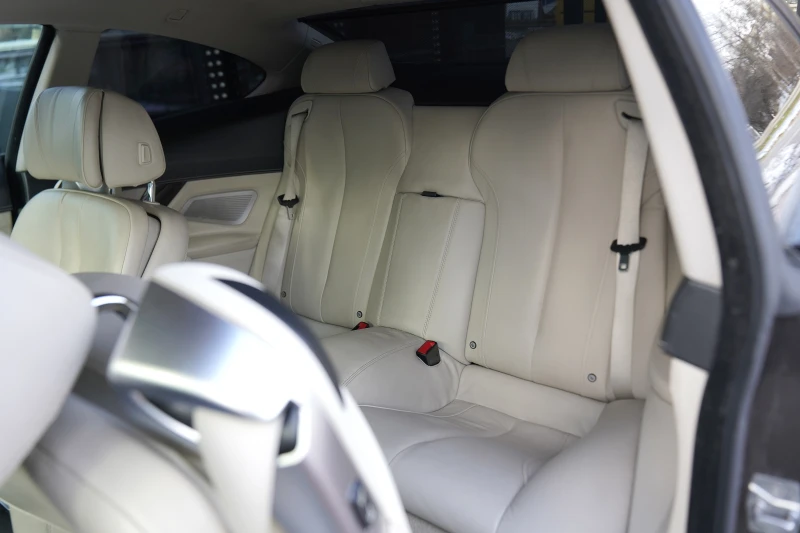 BMW 640 i Coupe B&O АВТОМОБИЛА ИМА ДРЕБНИ ЗАБЕЛЕЖКИ, снимка 11 - Автомобили и джипове - 52990578