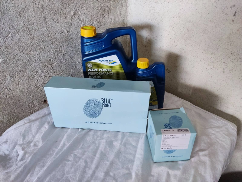 Toyota Corolla D - 4 D, снимка 7 - Автомобили и джипове - 53097310