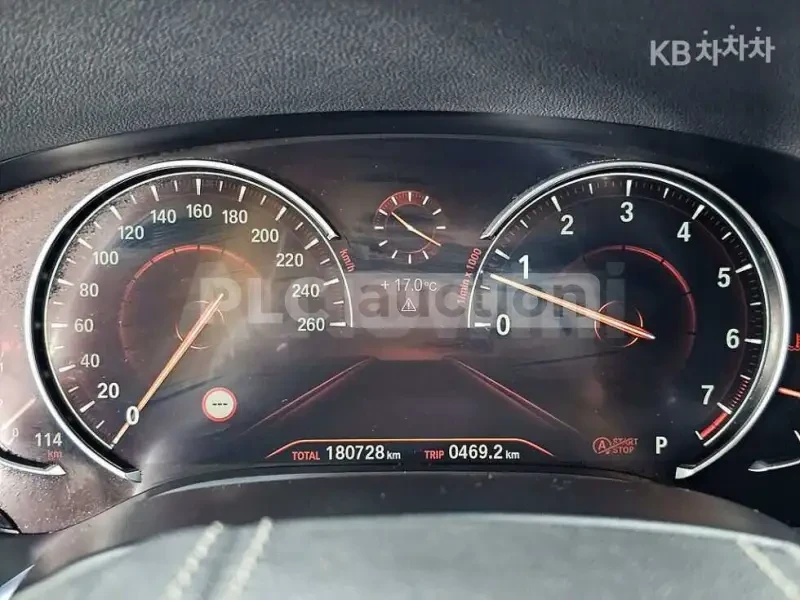 BMW 750 XDRIVE | BOWER&WILKINS | DVD, снимка 6 - Автомобили и джипове - 55930058