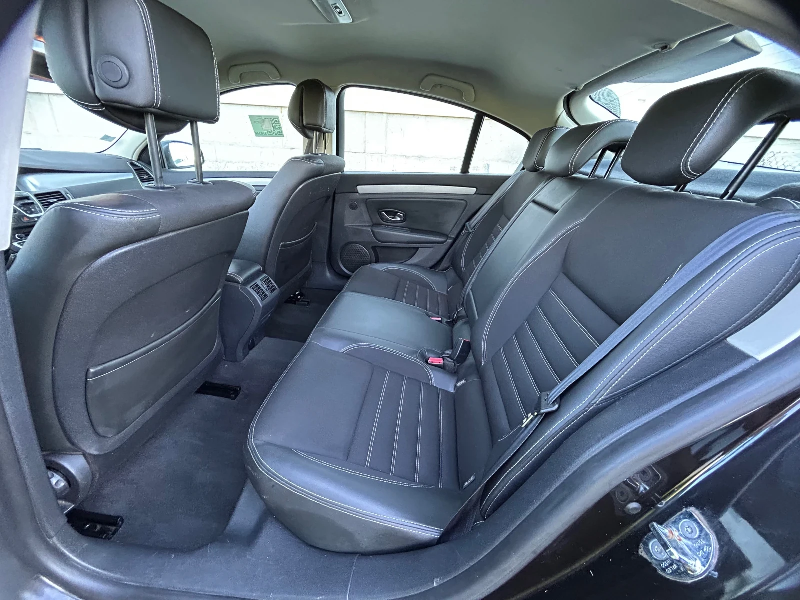 Renault Laguna 1.5DCi/FACELIFTE/110K.C./EURO 5/NAVi | Mobile.bg � ����������� 12