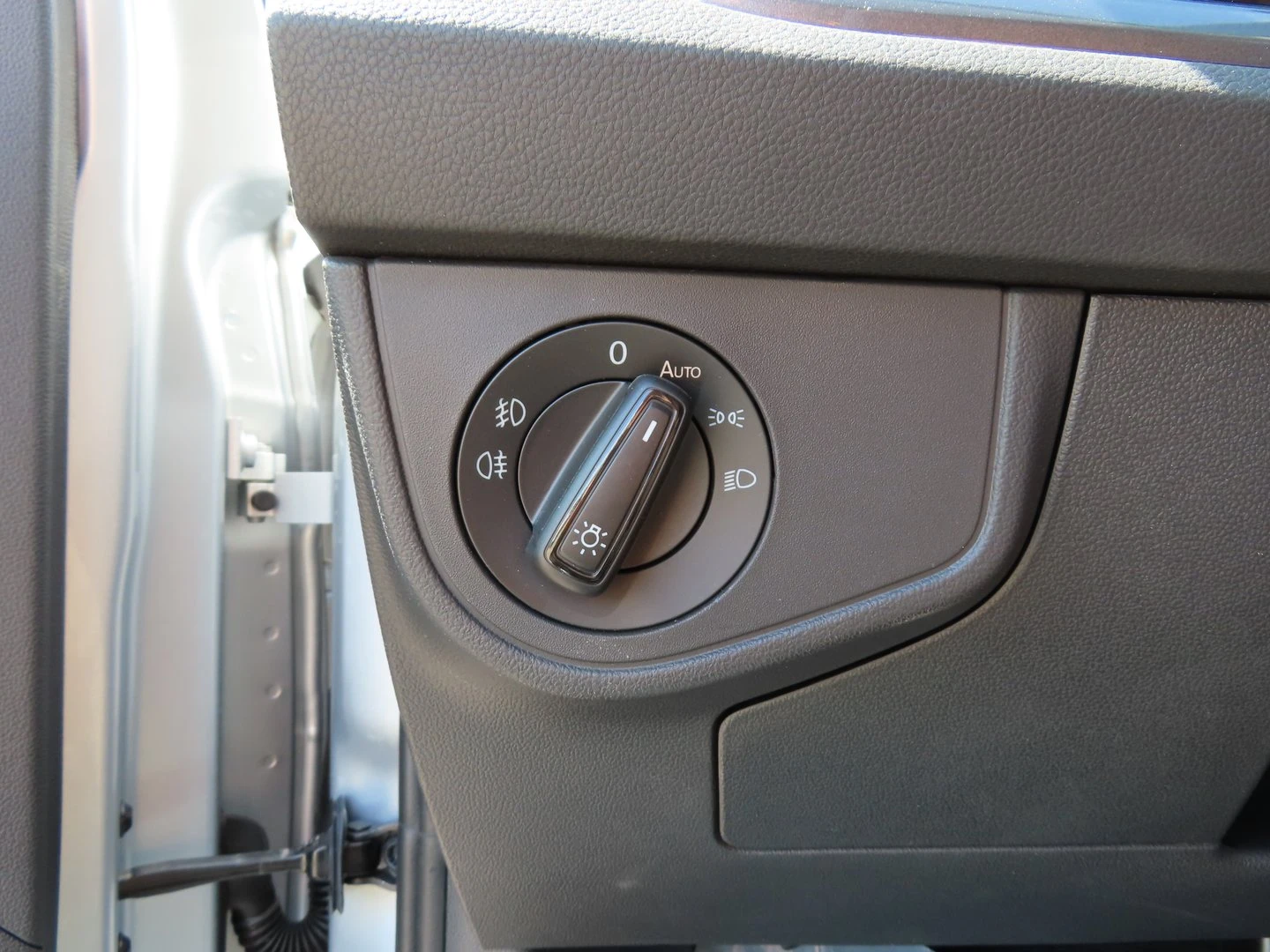 VW Taigo Style 1.0 TSI OPF бензин / 1.0l / 81кВт/ 110к.с /  | Mobile.bg — изображение 9