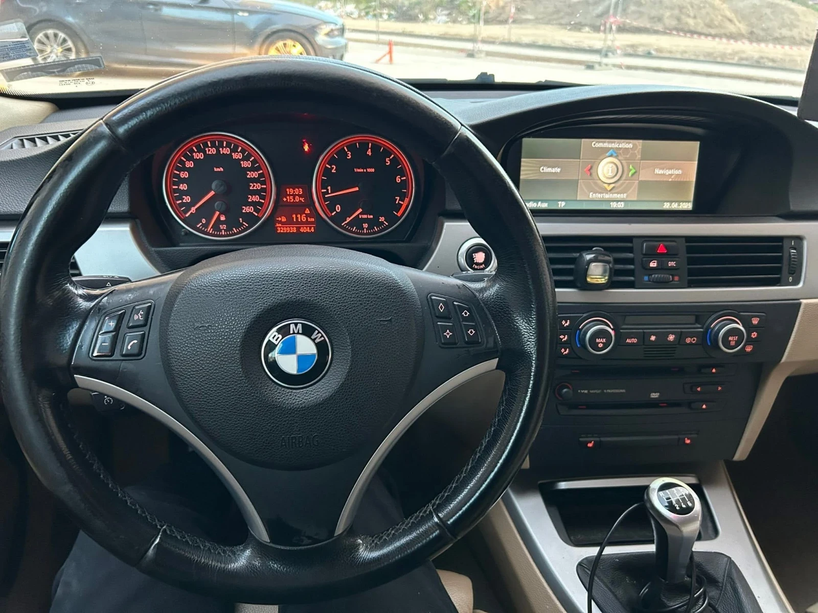 BMW 325  - изображение 6