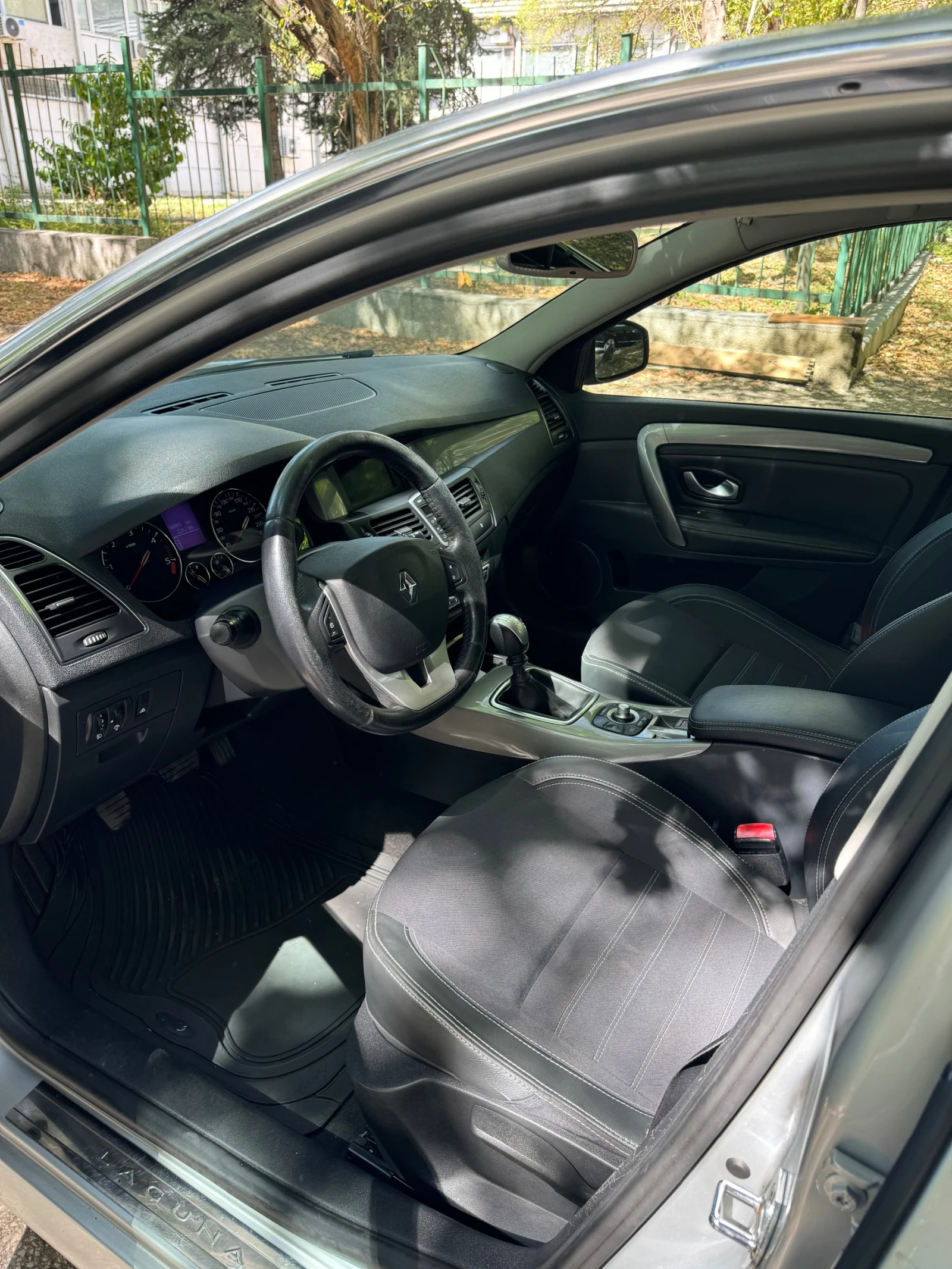 Renault Laguna  - изображение 5