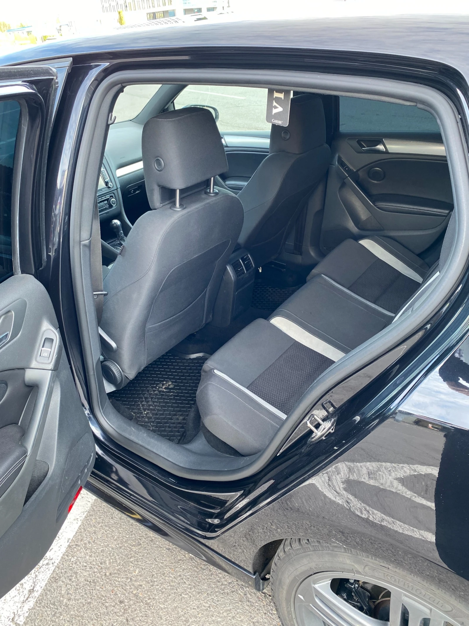 VW Golf R - изображение 10