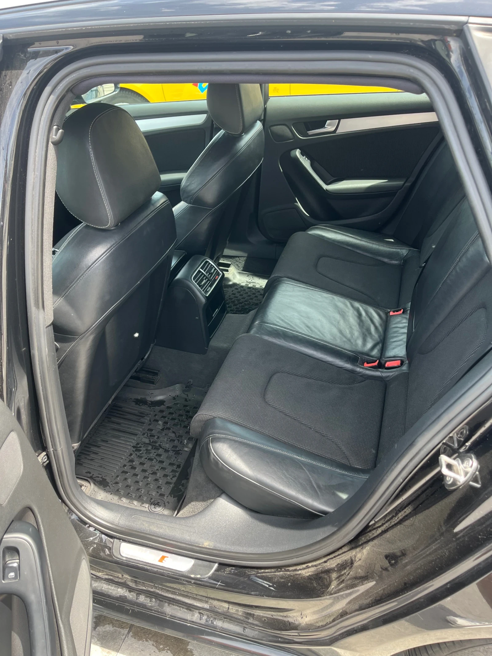 Audi A4 2.0 TDI S-LINE - изображение 7