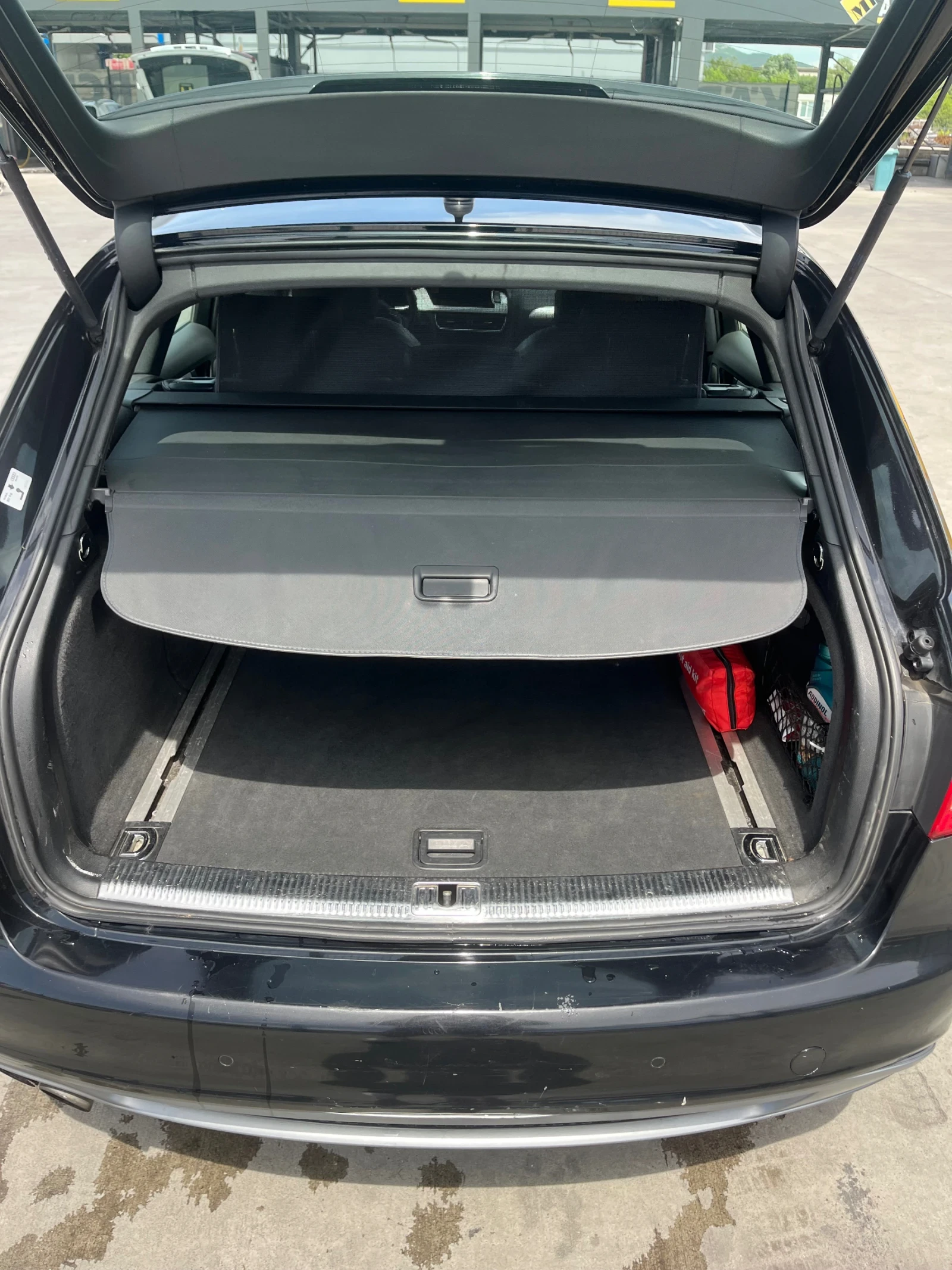 Audi A4 2.0 TDI S-LINE - изображение 9