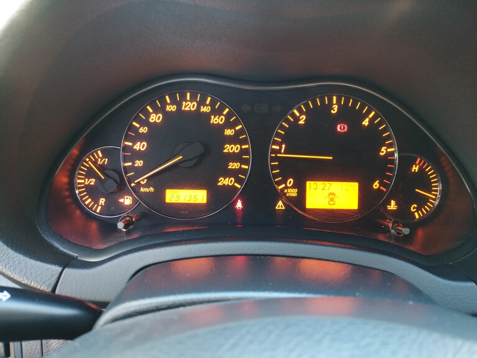 Toyota Avensis 2.0 D4D / 126 hp Facelift | Mobile.bg � ����������� 11