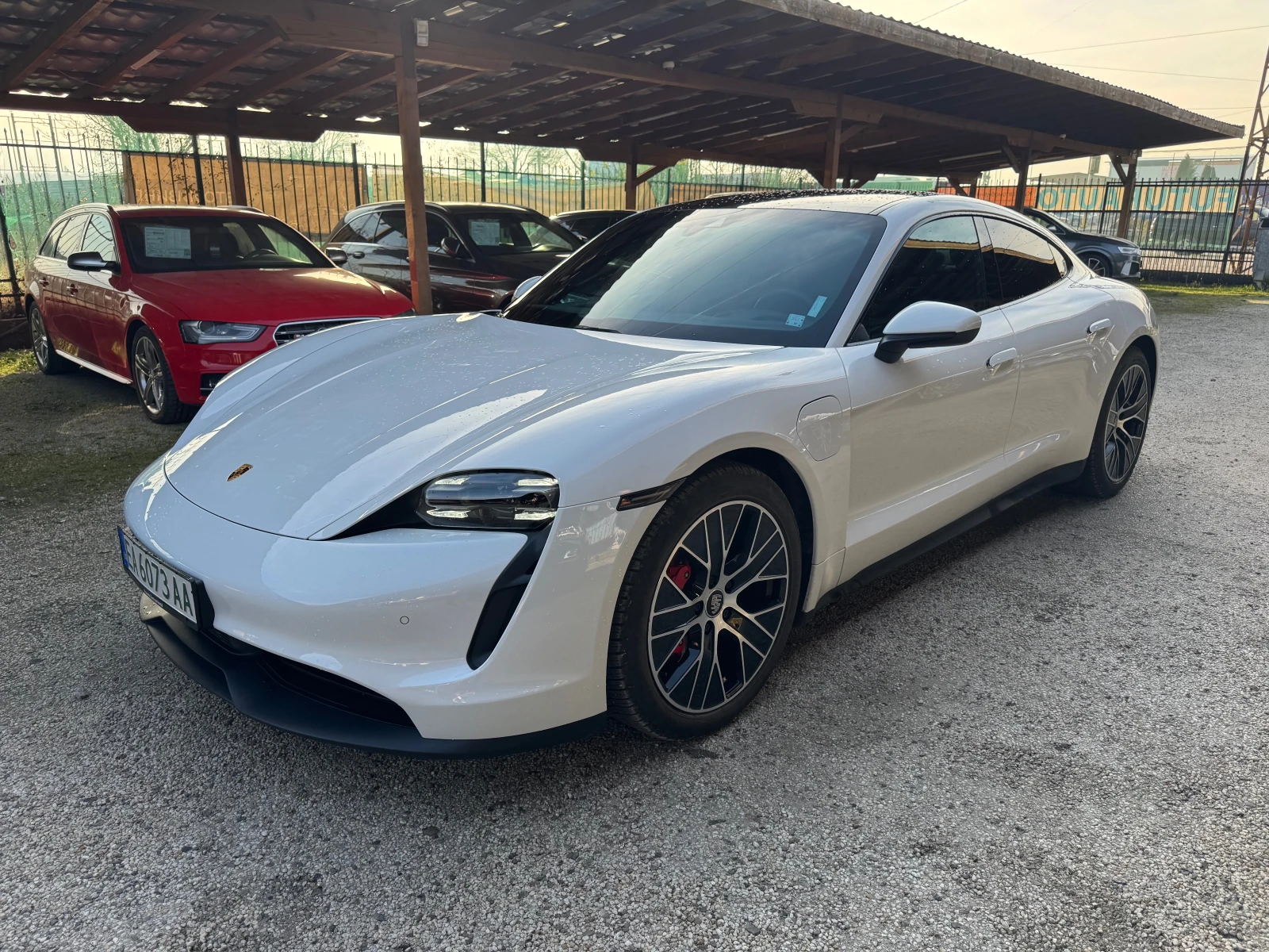 Porsche Taycan 4S 4X4 �������� ��������  | Mobile.bg � ����������� 5