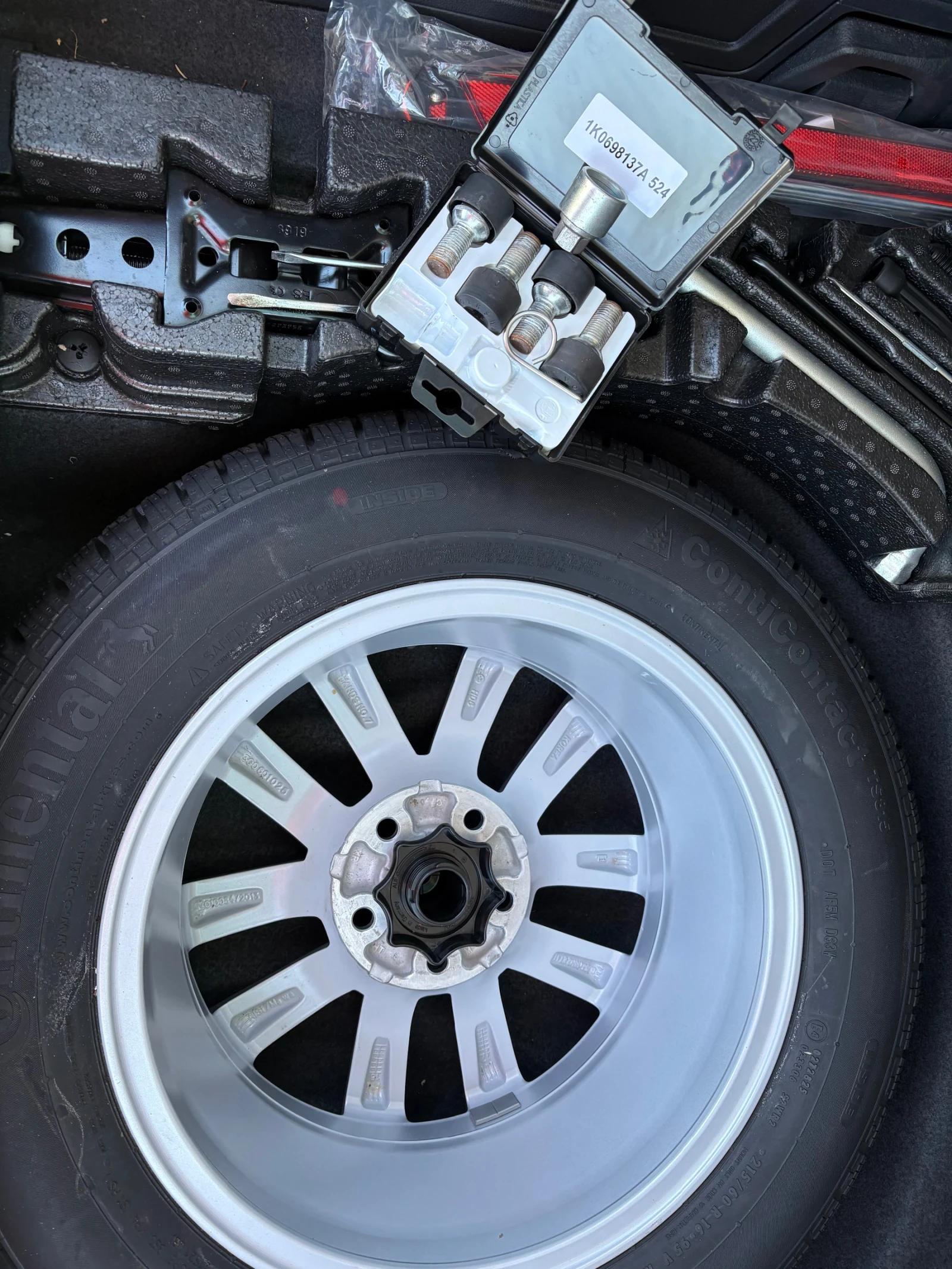 VW Passat 2.0TDI DSG Business 100k km, снимка 17 - Автомобили и джипове - 53894617