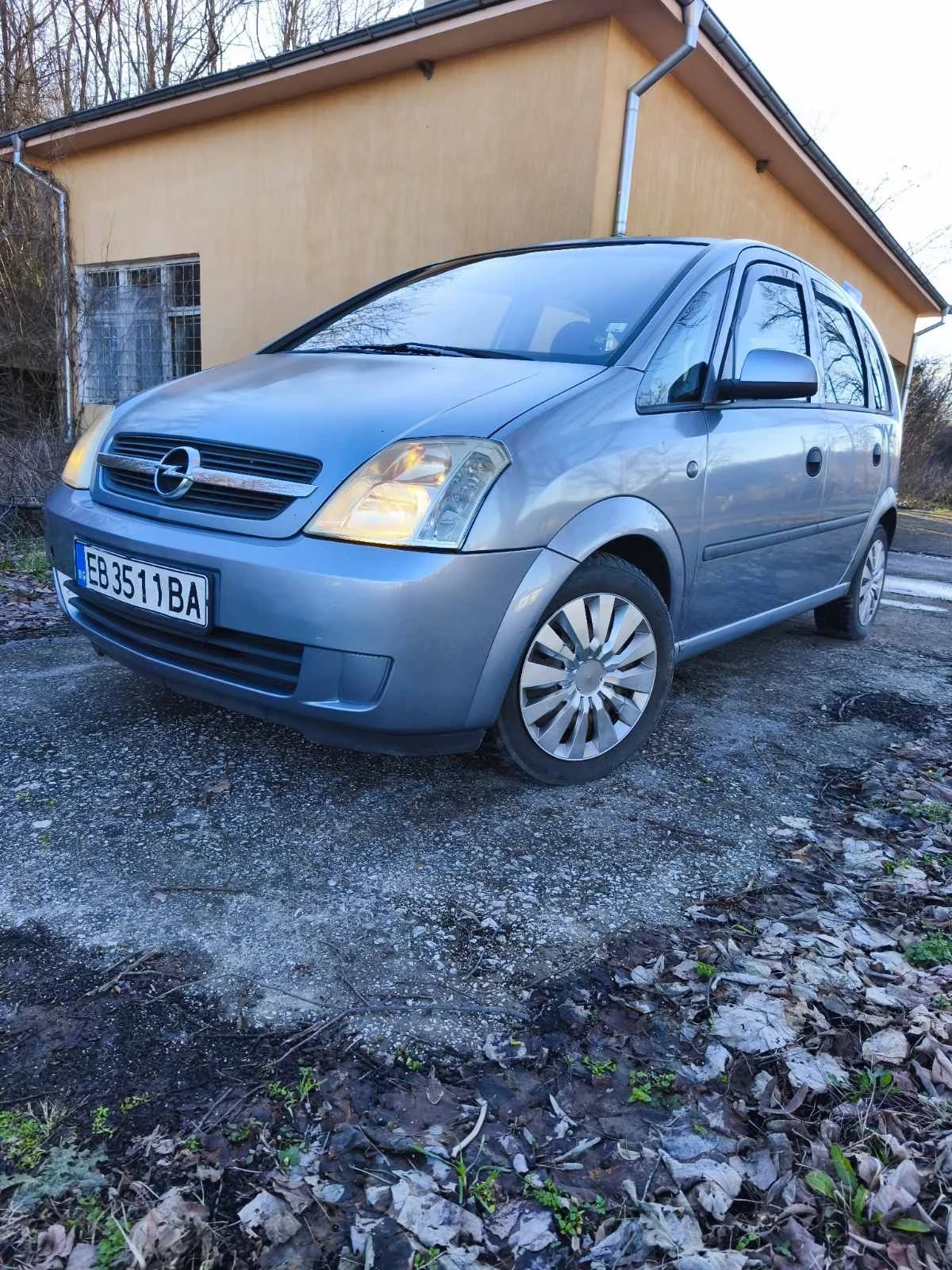 Opel Meriva 1.7 cdti, снимка 10 - Автомобили и джипове - 53917966