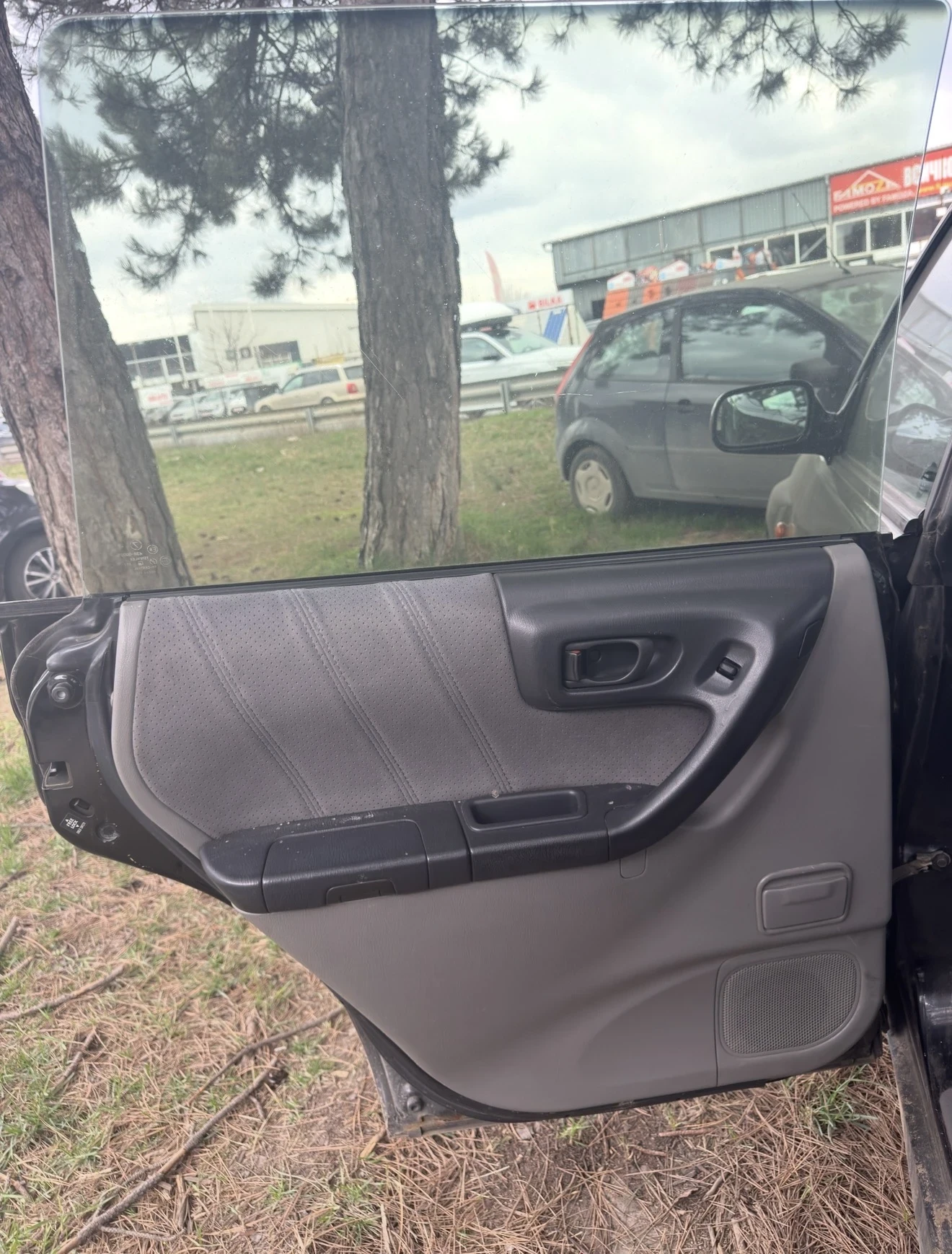 Subaru Forester 2.0S turbo, снимка 15 - Автомобили и джипове - 53926550