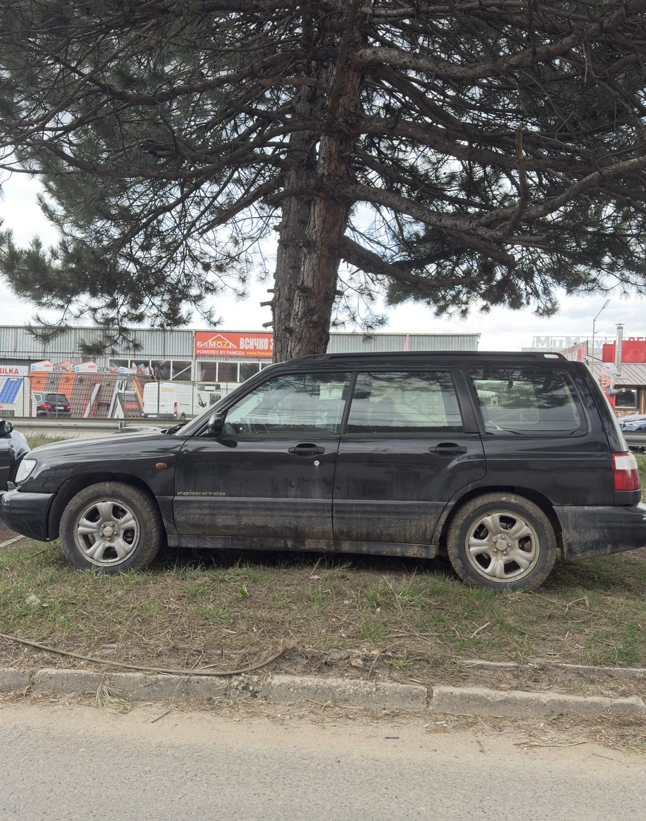 Subaru Forester 2.0S turbo, снимка 5 - Автомобили и джипове - 53926550
