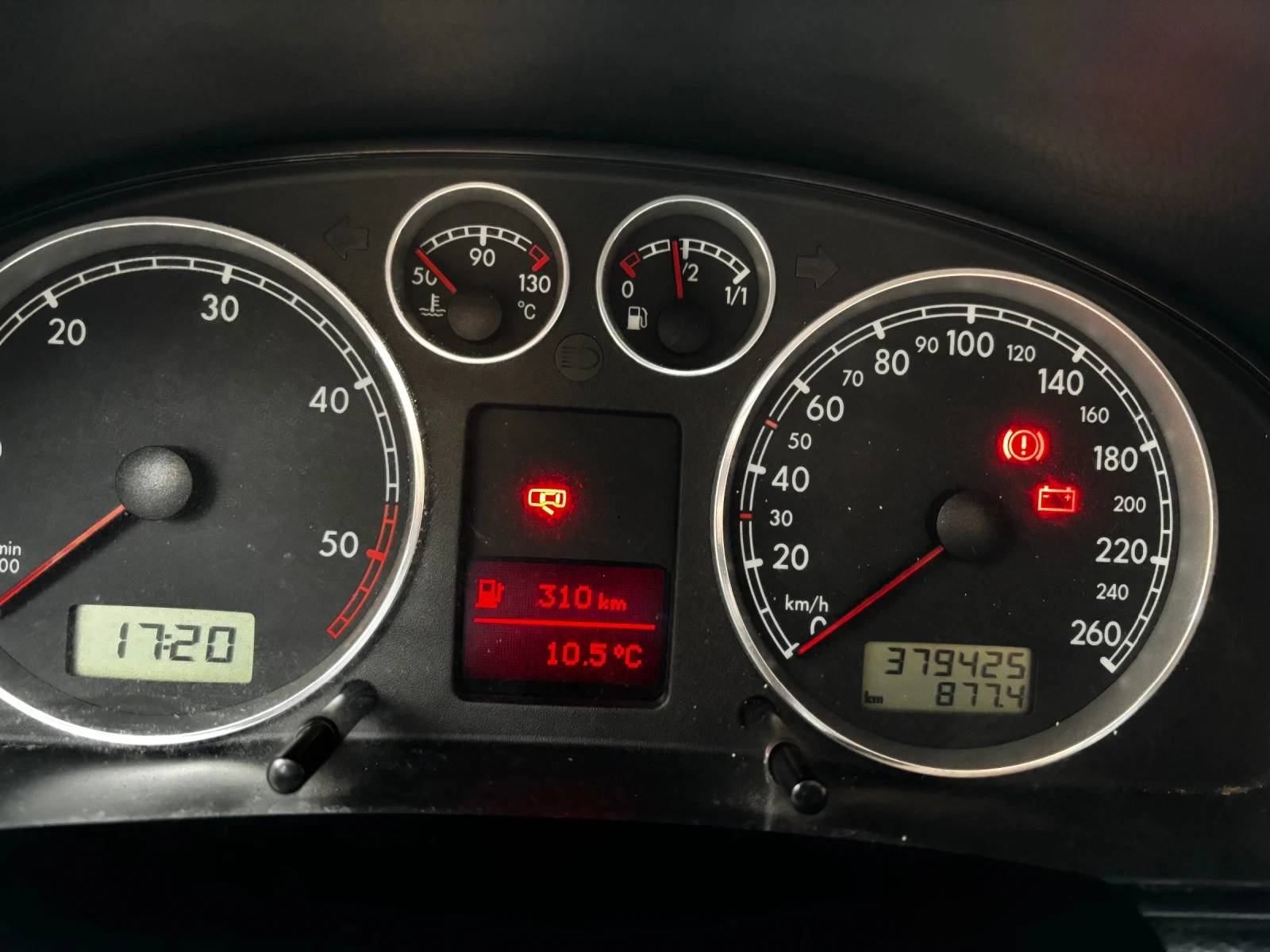 VW Passat B5.5, снимка 9 - Автомобили и джипове - 54008491