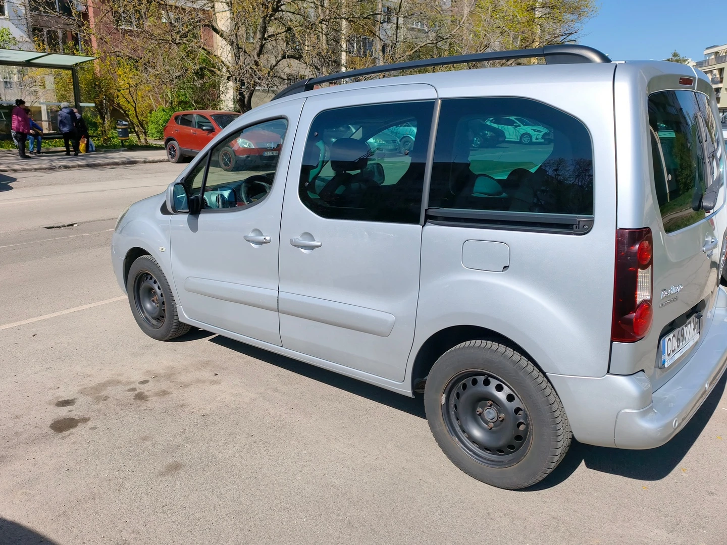 Citroen Berlingo 1.6HDI, снимка 4 - Автомобили и джипове - 54302604