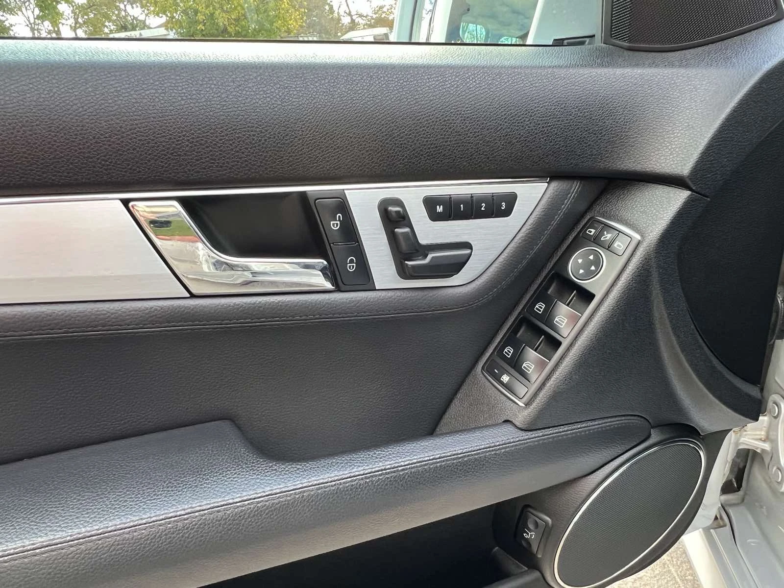 Mercedes-Benz C 350 CDI AMG, снимка 10 - Автомобили и джипове - 54364986