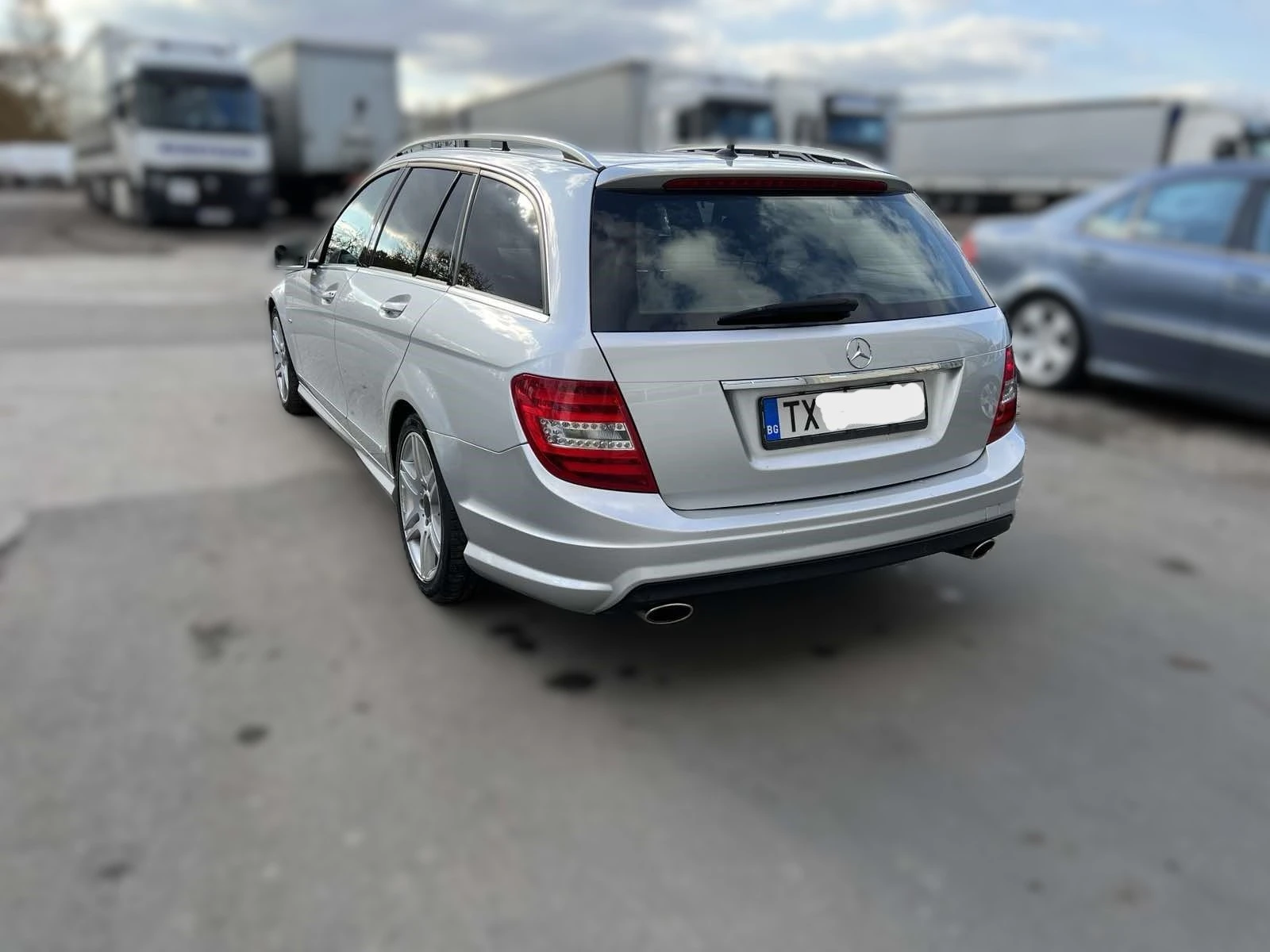 Mercedes-Benz C 350 CDI AMG, снимка 3 - Автомобили и джипове - 54364986