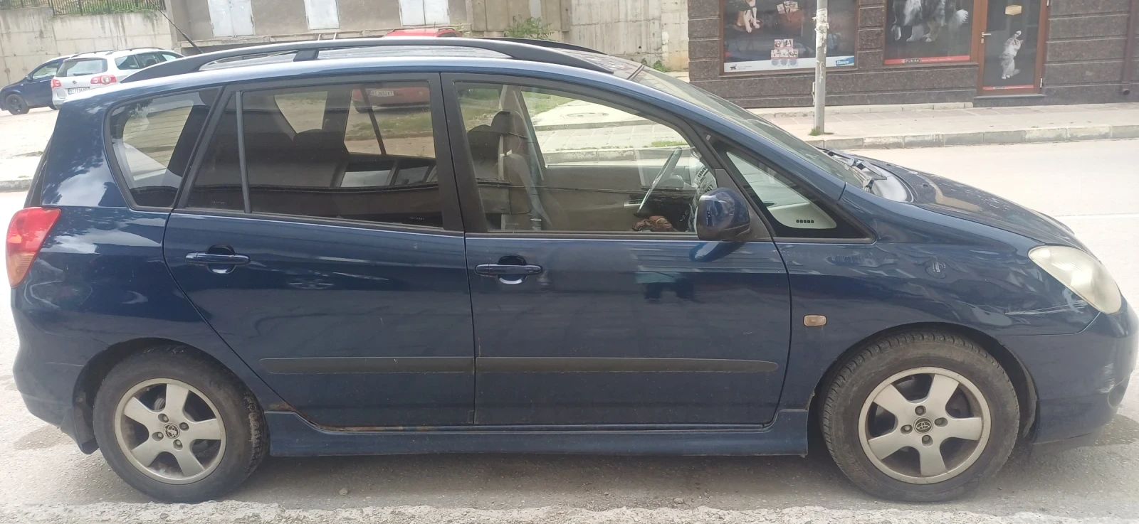 Toyota Corolla verso, снимка 3 - Автомобили и джипове - 54593519