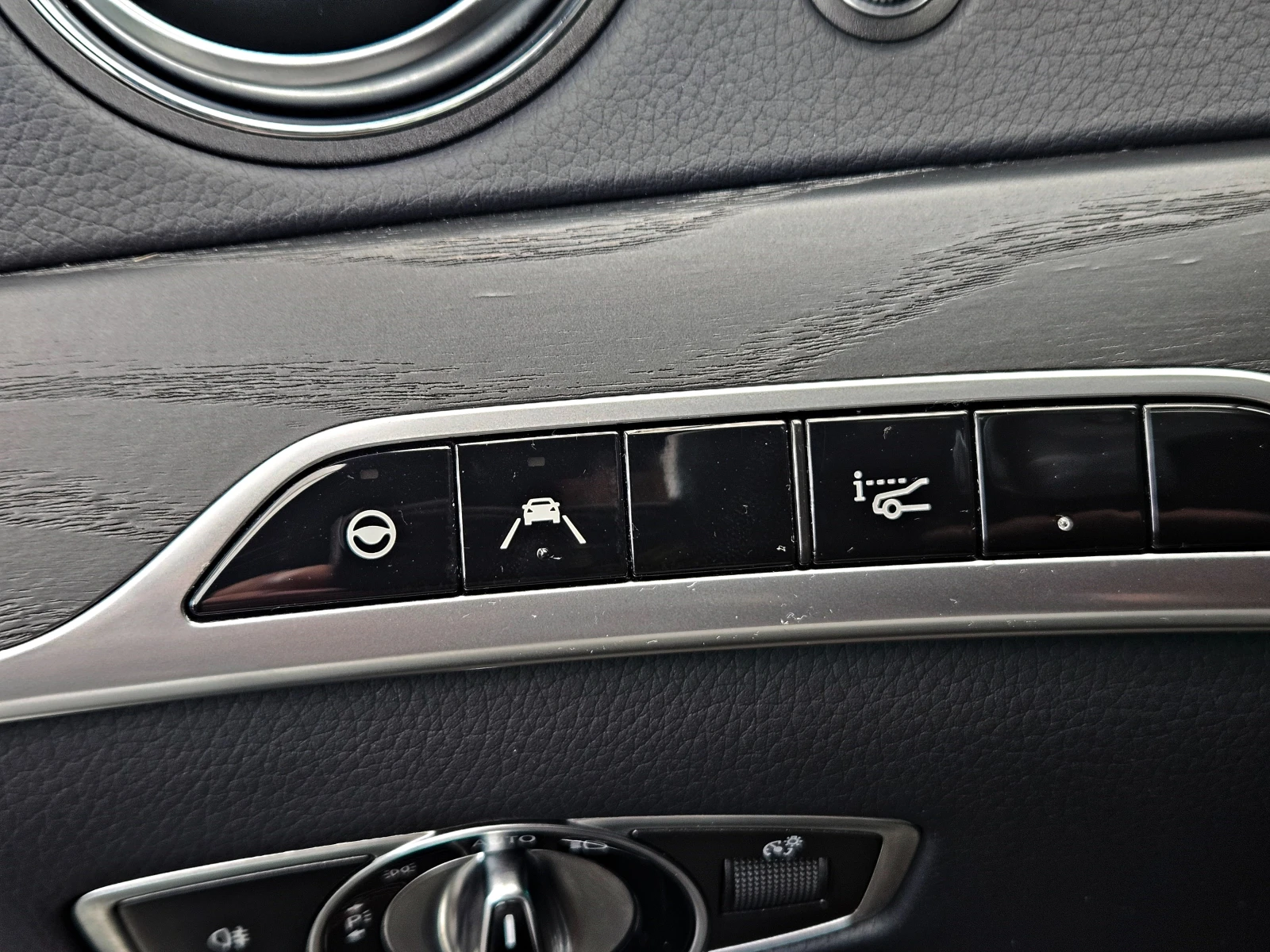 Mercedes-Benz S 400 L/AMG/4M/PANO/DISTR/360CAM/HUD/BURMESTER/ОБДУХ/LIZ, снимка 11 - Автомобили и джипове - 54645363