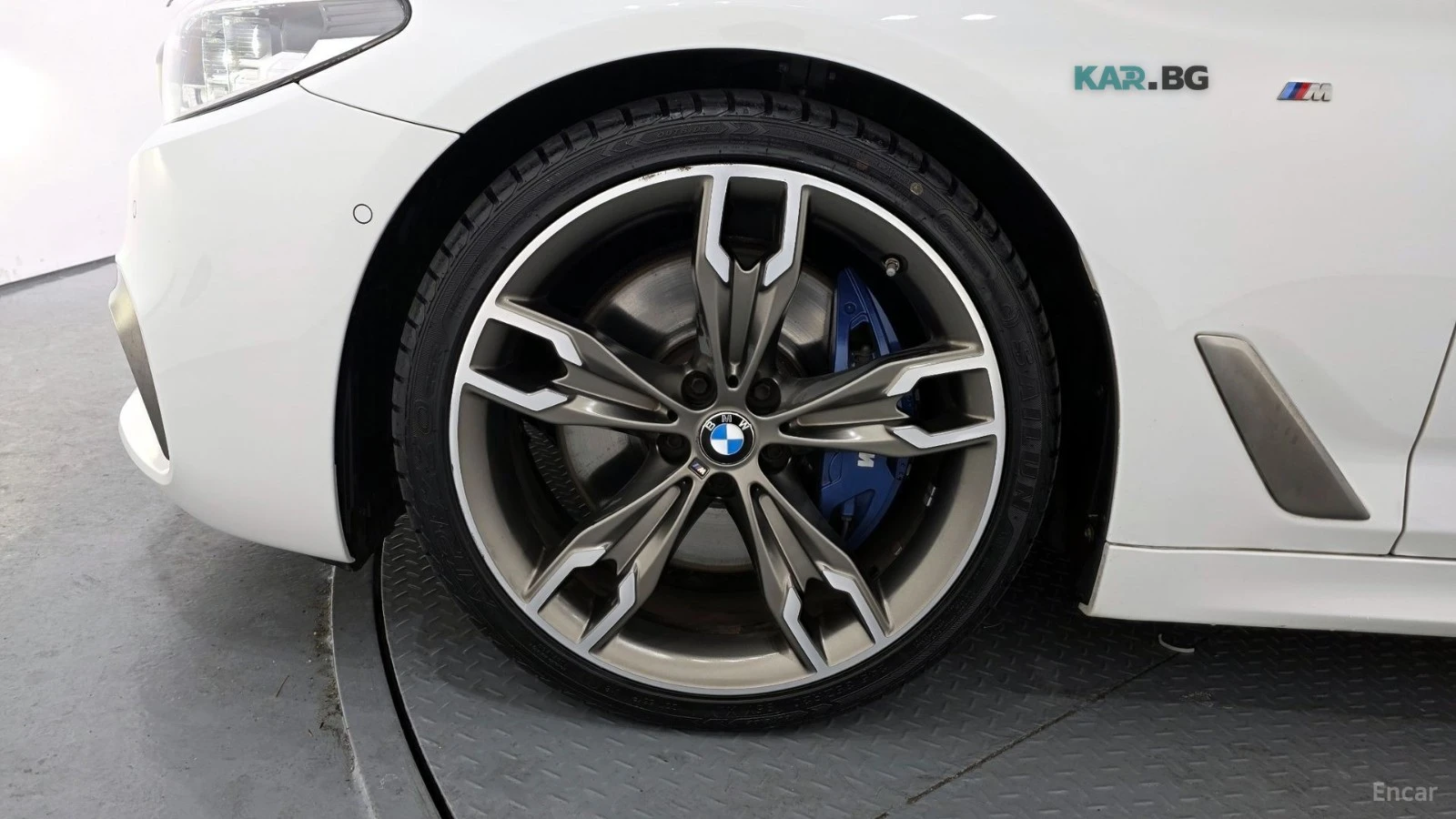 BMW 550 D / XDRIVE / M PKG / BOWERS / ОБДУХ / DISTRONIC  , снимка 5 - Автомобили и джипове - 54670232