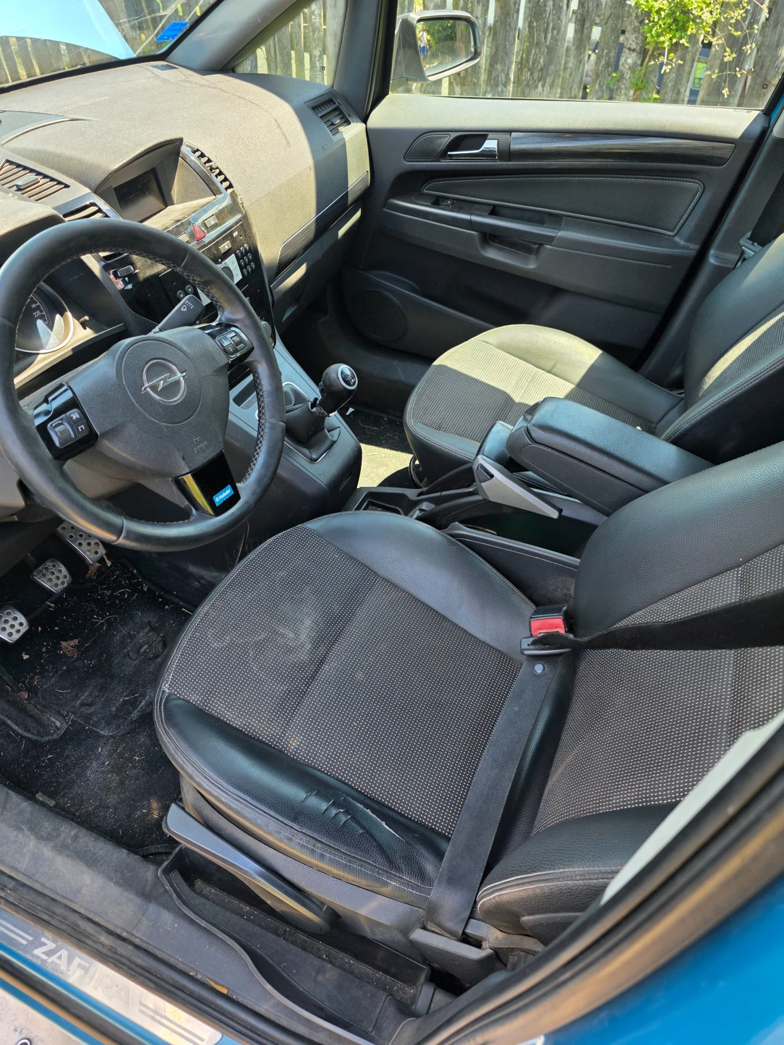 Opel Zafira 1.9 ecotec, снимка 7 - Автомобили и джипове - 55001107