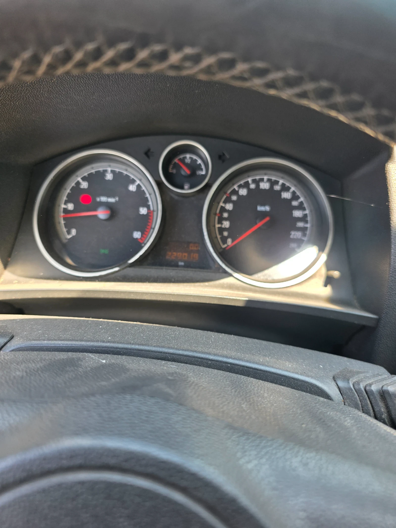 Opel Zafira 1.9 ecotec, снимка 8 - Автомобили и джипове - 55001107