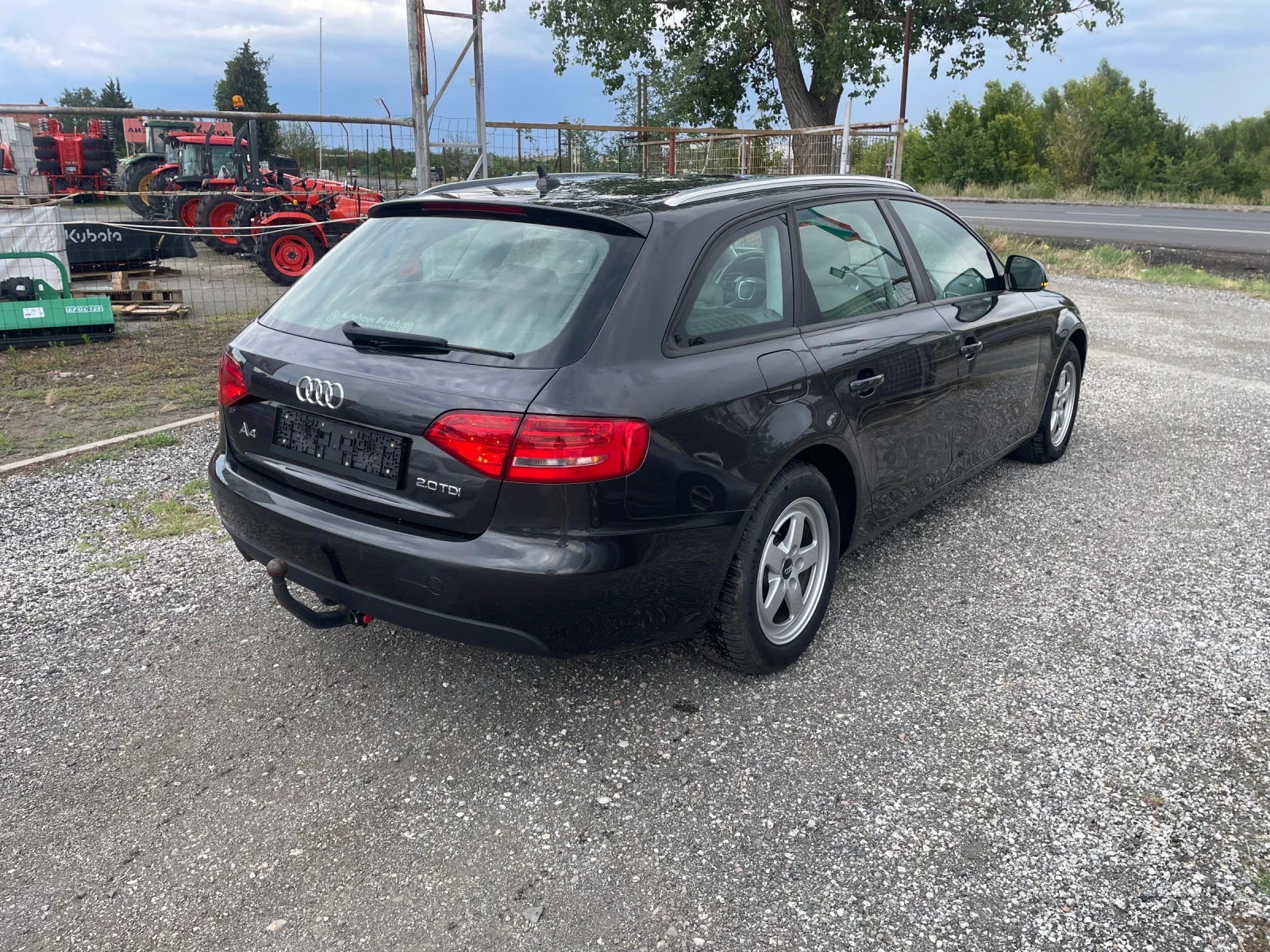 Audi A4 2.0 TDI S-Line 143кс, снимка 7 - Автомобили и джипове - 55415593