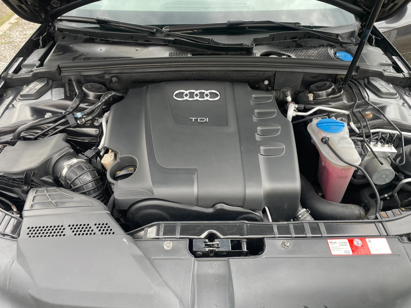 Audi A4 2.0 TDI S-Line 143кс, снимка 16 - Автомобили и джипове - 55415593