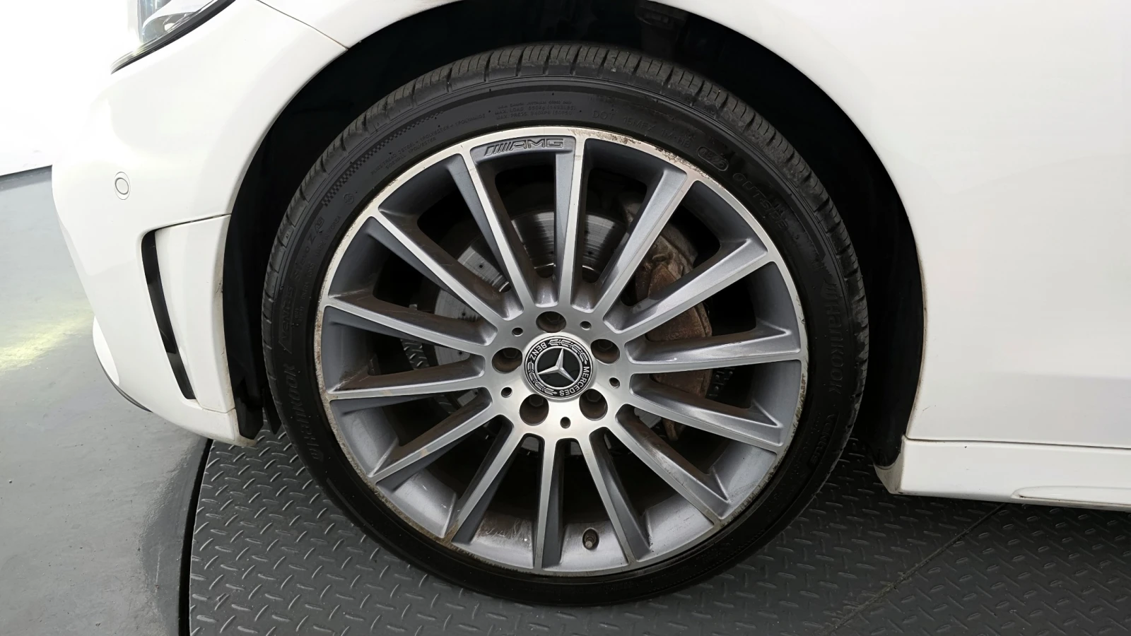 Mercedes-Benz C 220 d 4MATIC Coupe, снимка 5 - Автомобили и джипове - 55421387