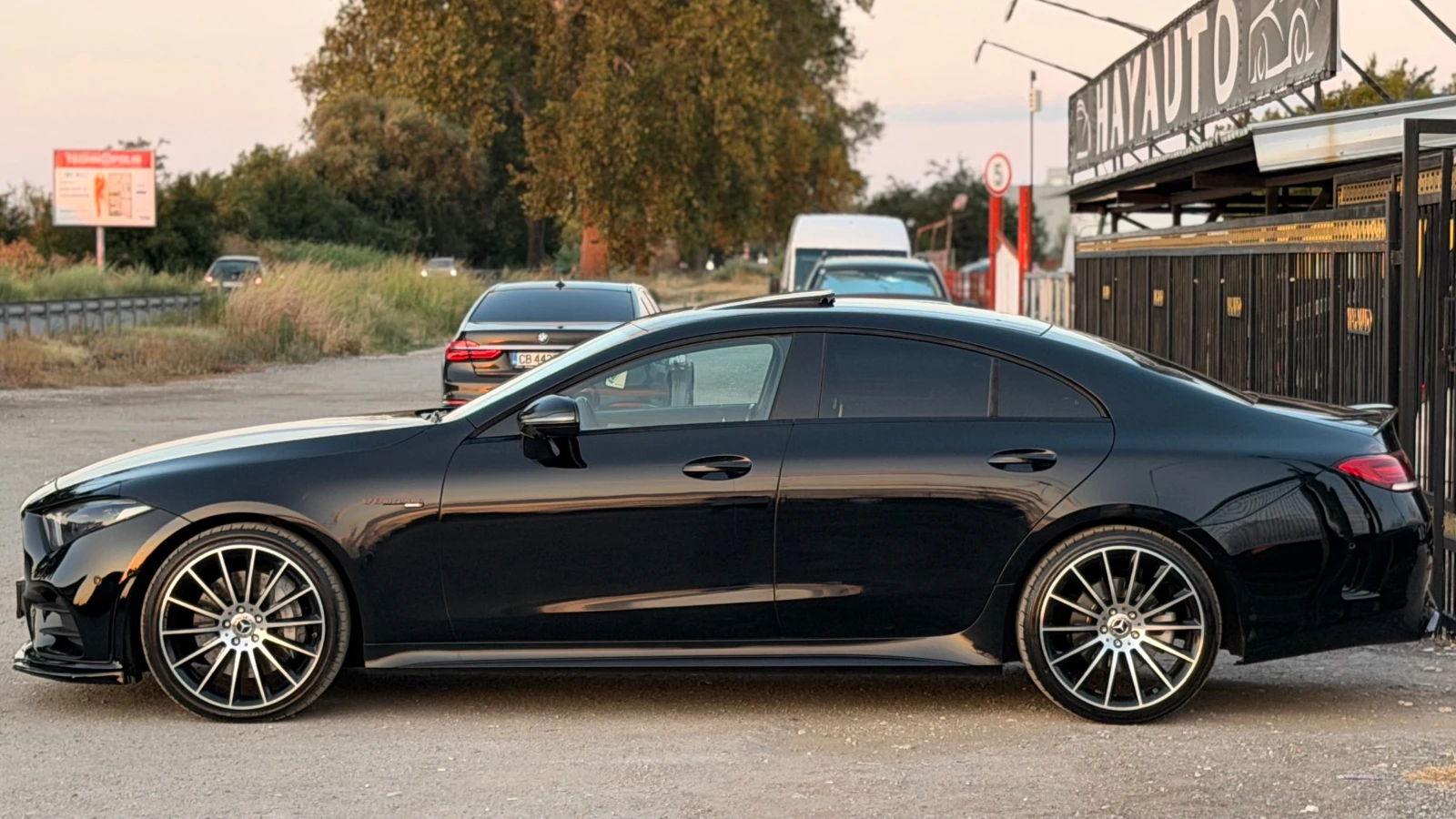 Mercedes-Benz CLS 400 d= 4Matic= 63 AMG= Distronic= Burmester= 360* Came, снимка 8 - Автомобили и джипове - 55450587