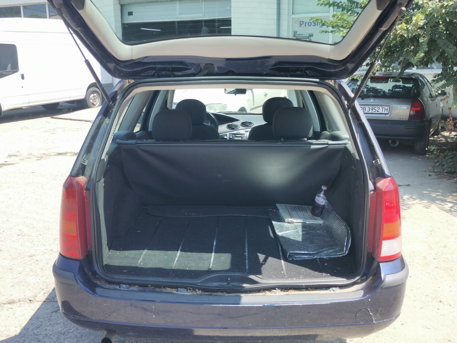Ford Focus 1.6, снимка 12 - Автомобили и джипове - 55574630